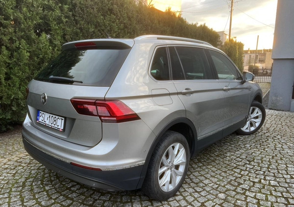 Volkswagen Tiguan cena 99900 przebieg: 81000, rok produkcji 2017 z Glinojeck małe 466